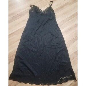 Vintage FORMFIT ROGERS Black Lace Full Slip Women's Size 34 Adjustable Straps
